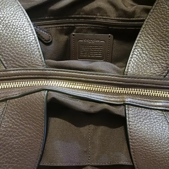 COACH LARGE LEXY IN PEBBLE LEATHER SHOULDER BAG EUC - Picture 3 of 11